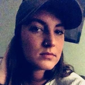 Meet your Posher, Nikole